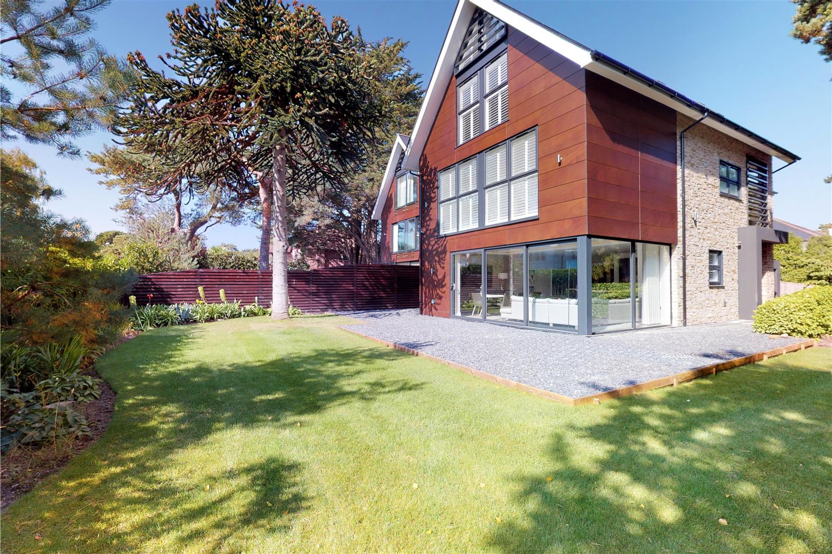 4 Bedroom House Ravine Road, Canford Cliffs, Poole